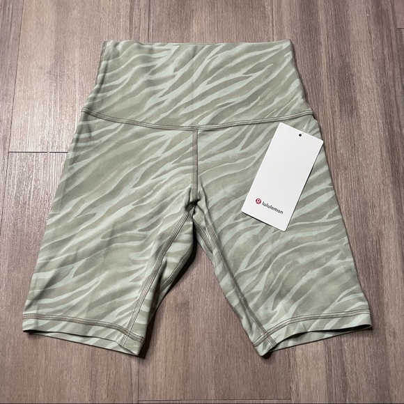 Lululemon Align Short 8 Le Tigre Camo 